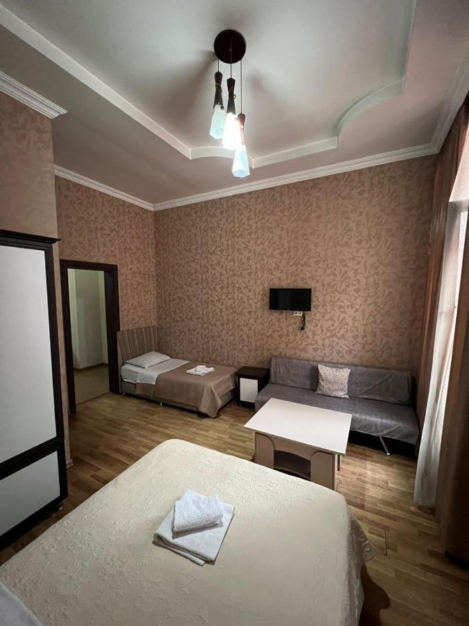Hotel Albatros Batumi Exterior foto